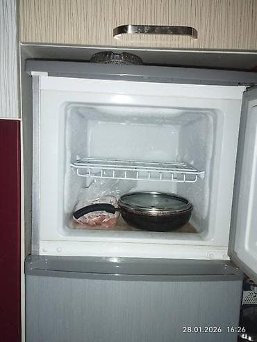 defrost soyuducu: İki kameraki soyuducu əla vəziyyətdə hündürlüyü 1.70 — 1