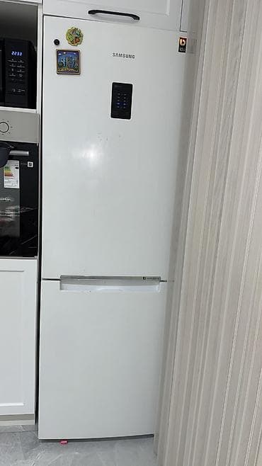 islenmis soyducular: İşlənmiş 2 qapılı Samsung Soyuducu Satılır, rəng - Ağ — 1