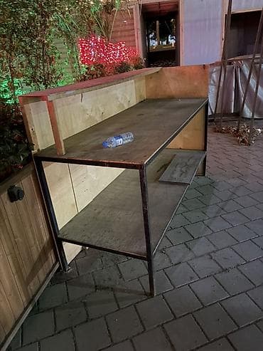 Metal karkaslı vitrin/rezepşn tipli masa Döner ucun, restorana aid -
