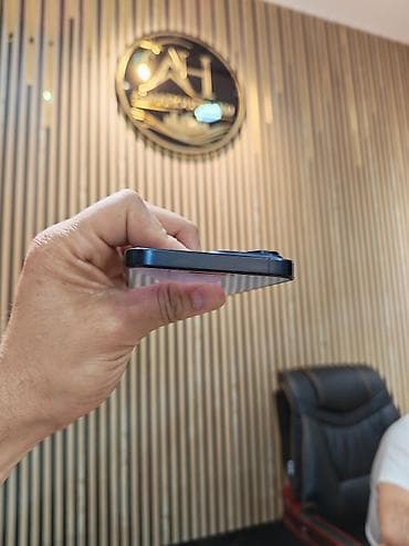 iphone 5 's: IPhone 15 Pro Max, 256 GB, Blue Titanium, Zəmanət, Simsiz şarj, Face ID — 5