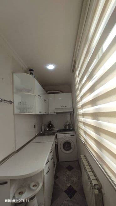 9 ci mikrorayon satilan evler: Bakı, 3 otaqlı, Köhnə tikili, m. Əhmədli, 65 kv. m — 6