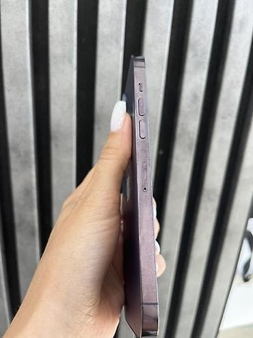 iphone 6 's: IPhone 14 Pro Max, 256 GB, Deep Purple, Simsiz şarj, Face ID — 4
