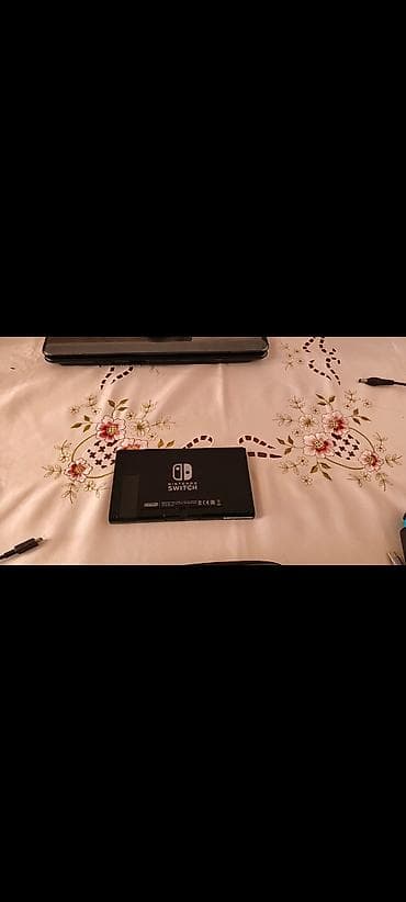 nintendo switch cip: Nintendo Switch konsolu yaxsi veziyyetdedi dock var hdmi ile — 5
