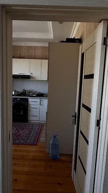 ucarda ev alqi satqisi: Satılır: geniş və işıqlı mənzil üçün tam təmirli daxili interyer - — 5