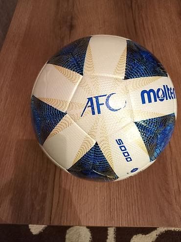 Maskalar, eynəklər: Futbol topları – müxtəlif modellər - CR7 dizaynlı futbol topu — 9