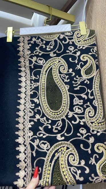 Установка спутниковых антенн: Klassik şal – kaşmir tərkibli, payız-qış üçün isti və yumşaq.qiymet 50 — 1