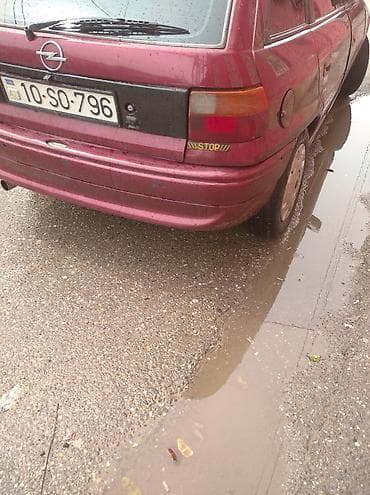 opel astra oluxanasi: Opel Astra F (hatchback), bord rəng - Kuzov: 5 qapılı hatchback, tünd — 2