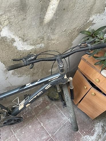 velosiped kameri: 26 lıq velosipeddir tecili satilir ucuz qiymete real alicilar mütleq — 2