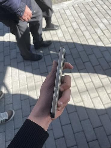 smart saat apple: IPhone 16 Pro, 128 GB, Gümüşü, Barmaq izi, Face ID — 3