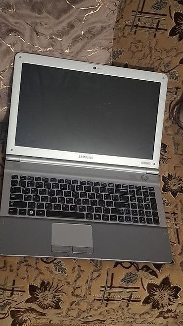 ​💻 Samsung – Güclü Core i5 Prosessorla Səliqəli Kompüter ​Çox dözümlü