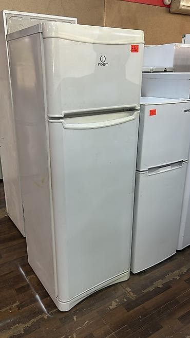 soyuducu qablari: Indesit iki qapılı soyuducu - Brend və model: Indesit - Tip: üst — 1