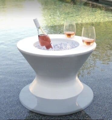 meqa mebel: Şezlong 
Lejenka. 
Hovuz içi özel tasarım — 14