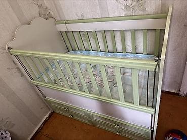 Beşiklər: Oğlan və qız üçün, Dördbucaq, Beşik, Yellənmə mexanizmsiz — 1