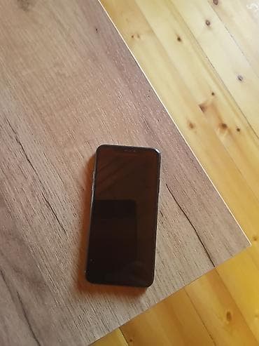 iphone 12 pro adapter: IPhone 11 Pro Max, 256 GB, Space Gray, Face ID — 4