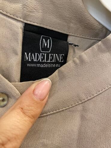 женские футболки и майки в полоску: Qadın geyimləri 3 azn her biri 1) Açıq boz rəngli qısaqol bluz: - — 11