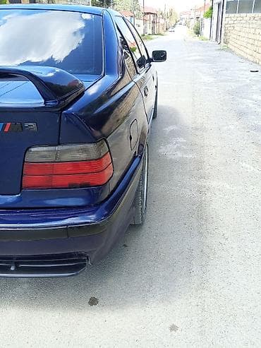 f10 diskleri: BMW 3 series: 2.5 l | 1997 il Sedan — 6