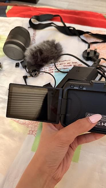 canon eos 2000d: Satılır: Canon EOS R50 V (Yeni vəziyyətdə) Canon EOS R50 V kamera — 4