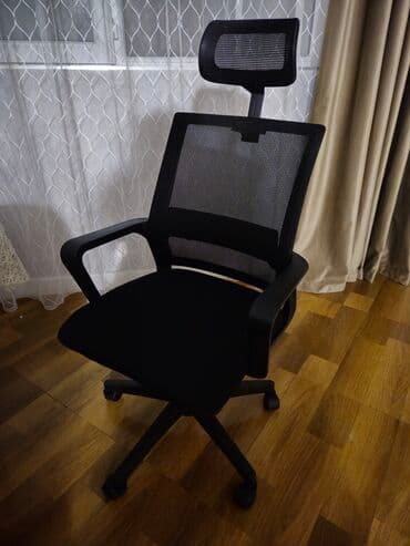 İşlənmiş, Təkərli, Qolları tənzimlənmir, Parça