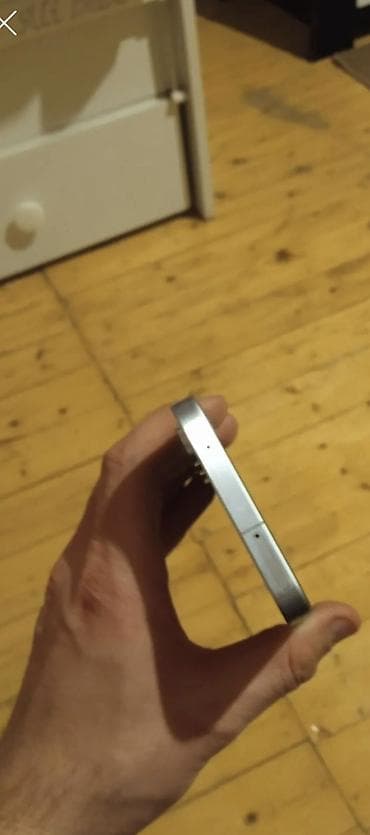 Samsung Galaxy A55, rəng - Gümüşü