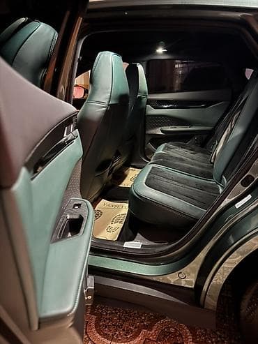 bmw m3 e92: Changan Uni-V: 1.5 l | 2024 il 23000 km Sedan — 6