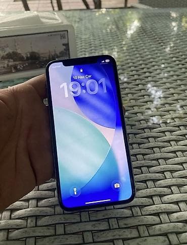 iphobe se 2016: IPhone 11 Pro, 64 GB, Gümüşü, Face ID — 10