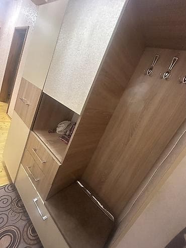 kunc divanlar ikinci el: İşlənmiş, 2 qapılı, Bej, Açılan, Düz dolab — 3