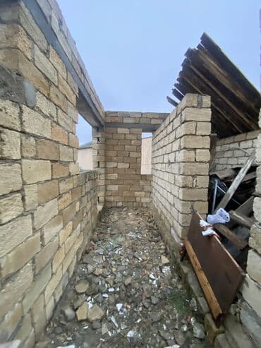 heyet evi: 3 otaqlı, 100 kv. m, Kredit var, Təmirsiz — 6