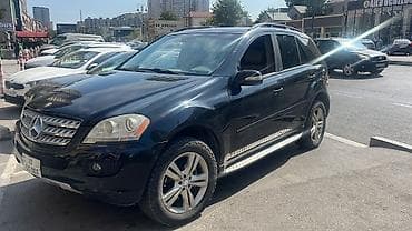 Su nəqliyyatı: Mercedes-Benz ML 350: 3.5 l | 2006 il Ofrouder/SUV — 3