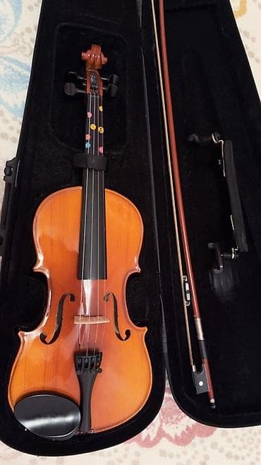 zərb aləti: Skripka dəsti – 4/4 ölçü 1 ay işlənmişdir. Təcili satılır. Real — 1