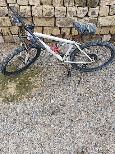 Dağ tipli velosiped, mexaniki ötürücülər və iki təkərli əyləc sistemi