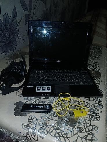 Fujitsu Lifebook M2010 netbuk komplekti Məhsul təsviri: - Model