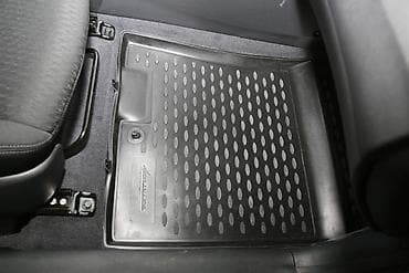 hyundai elantra diffuser: Avtomobil üçün ayaqaltı, Yeni, Hyundai Elantra — 3