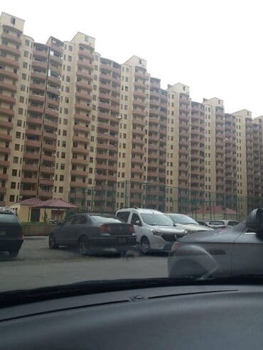 kesle kiraye: Xətai metrosuna yaxin 16 mertebeli binanın 13-cu mərtəbəsində — 9