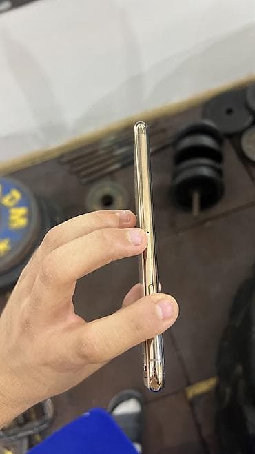 telofo: IPhone Xs Max, 64 GB, Qızılı, Face ID — 7