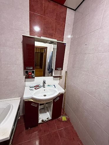 şambo nədir: Bath aksesuarları və mebel dəsti Tərkib: - Divara quraşdırılan xrom — 3