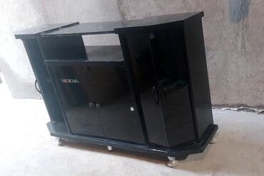 tibbi rəf: Televizor altligi 20 man.şkaflari genişdi.başqa cürdə istifade oluna — 2