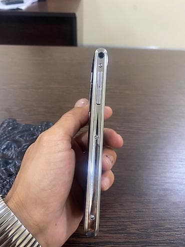 Vertu Signature Touch, rəng - Qara