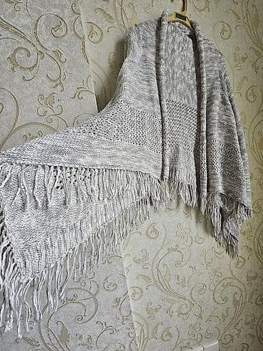 usaq herbi geyimleri: Hem kardiqan hem şal kimi.lcw alinib. ela veziyyetde S M olcu 3 — 2