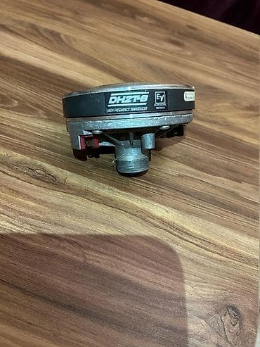 Məişət texnikası: Electro Voice T251-in ustunde gelenlerdendir.DH-2.Remontda olmayib — 7