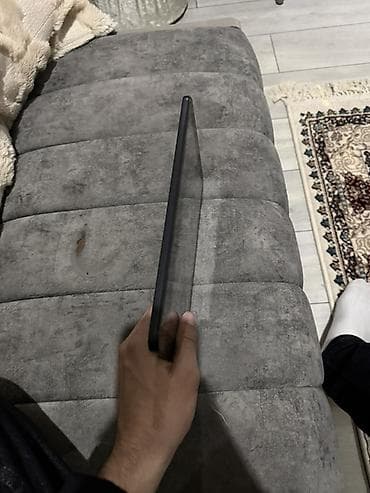 samsung tab 5: Samsung Galaxy Tab A planşet - Ekran: təxminən 10.1 düym, ön paneldə — 3