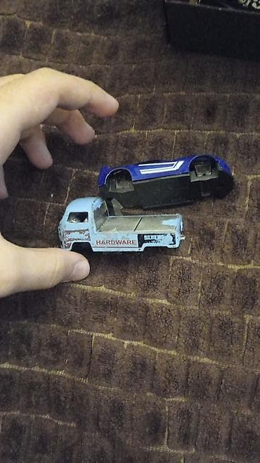 model maşınlar: Hot Wheels miqyaslı model maşınlar kolleksiyası barter olar hər hansı — 10
