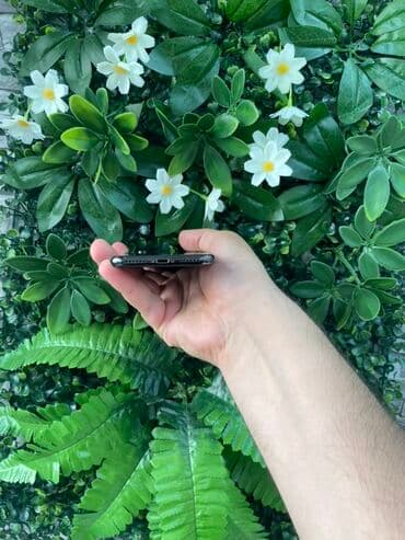 iphone xs 128gb qiymeti: IPhone X, Space Gray, Face ID — 4