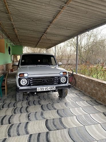 teker 235 45 17: Salam . Maşın normal veziyyetdedi. Razılaşmaq olar. Xaiş edirem yeni — 9