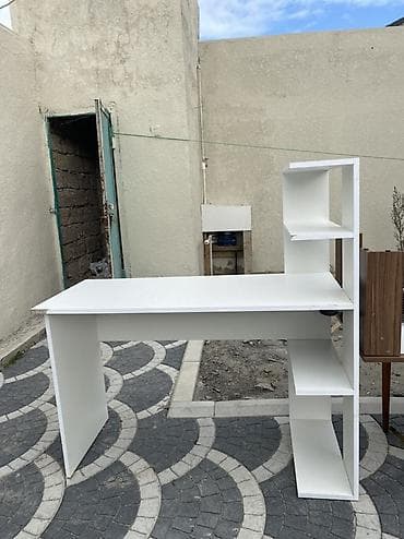 usaq beshiyi: Düz masa, Stulsuz, Polkalı, Siyirməsiz, MDF — 1