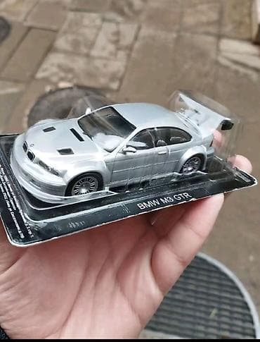 BMW M3 GTR model maşın (kolleksiya üçün) - Miqyas: təxmini 1:43
