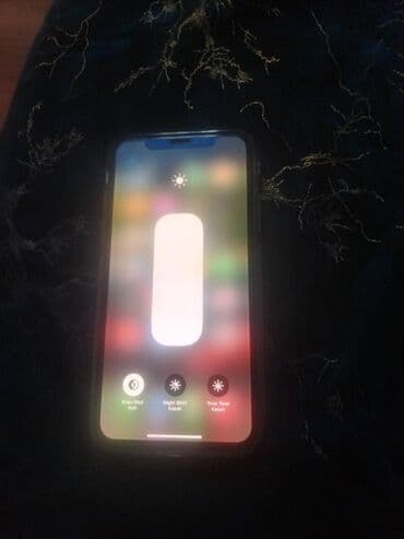 Apple iPhone: IPhone Xs, 64 GB, Qızılı, Barmaq izi, Simsiz şarj, Face ID — 2