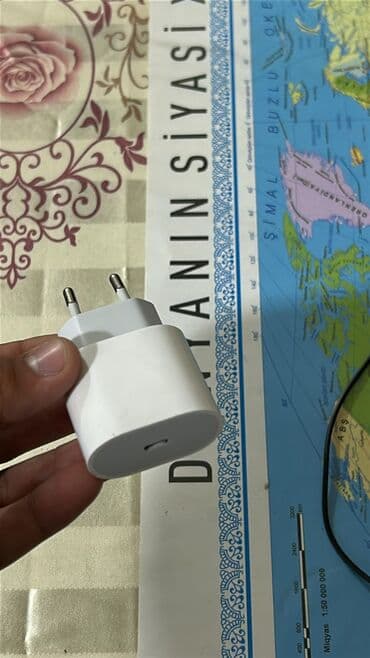 телефон fly fs510 nimbus 12: Adapter Apple, 20 Vt, İşlənmiş — 3
