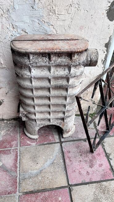 Döküm soba-kamin korpusu - Material: qalın divarlı tökmə dəmir -