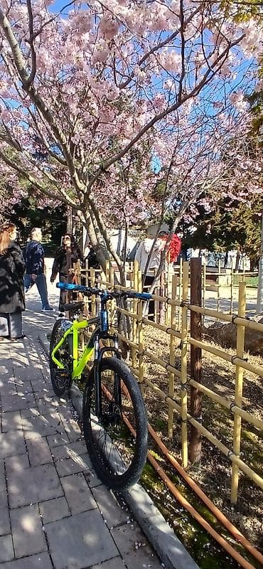 Uşaq velosipedləri: 150 Azn problemi yoxdur endirim olunmayacaq qiymet 200 manatdan — 2