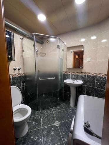 binə atçiliq: Xətai metrosuna 7-8 deq məsafede, bulvara 5 deq, Zəfər parkinin — 6